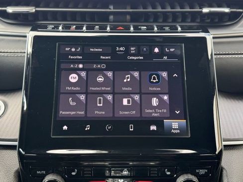 New 2025 Jeep Grand Cherokee Altitude AWD/4WD image 40