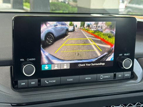 Used 2023 Honda Accord EX image 25