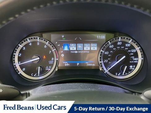 Used 2022 Toyota Highlander XLE AWD/4WD image 9