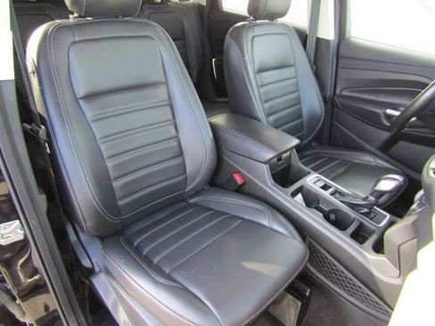 Certified 2019 Ford Escape SEL image 8