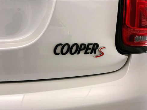 Certified 2024 MINI Cooper S image 30