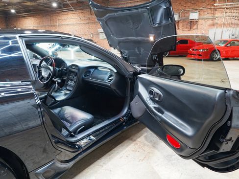 Used 2003 Chevrolet Corvette Z06 w/ Memory Package, 3 Drivers RWD image 42