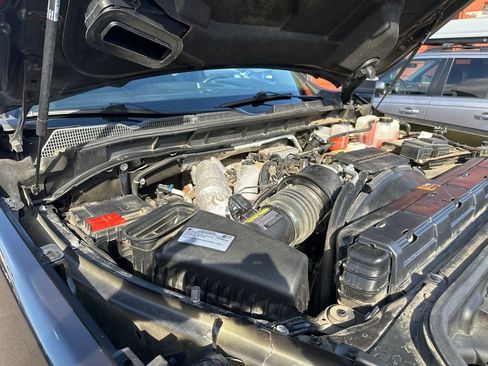 Used 2021 GMC Sierra 3500 4x4 Crew Cab w/ Gooseneck/5TH Wheel Package image 20