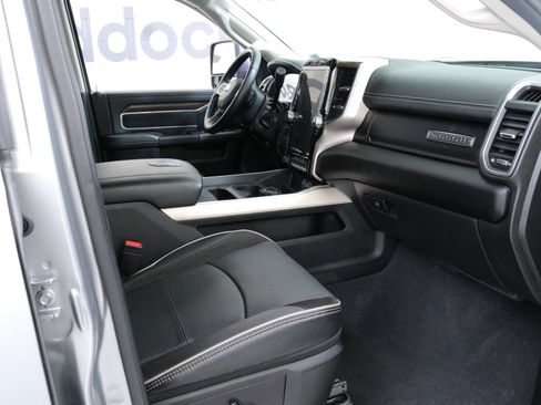 Used 2024 RAM 3500 Laramie w/ Chrome Bumper Package image 27