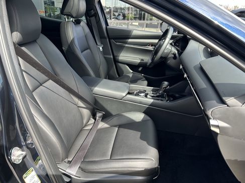 Used 2023 MAZDA MAZDA3 s image 27