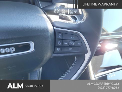 New 2025 Jeep Grand Cherokee L Altitude AWD/4WD image 22