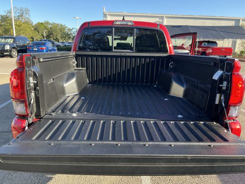 Used 2021 Toyota Tacoma SR w/ SR Convenience Package RWD image 35