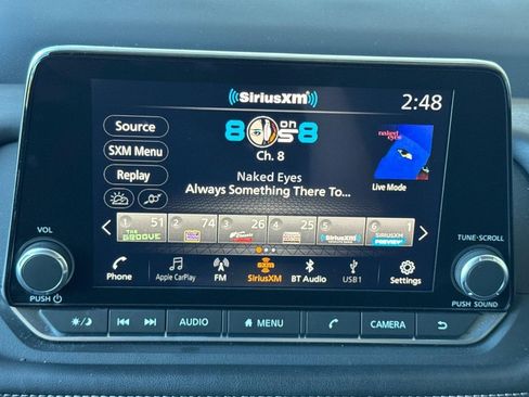 Used 2025 Nissan Rogue SV FWD image 21