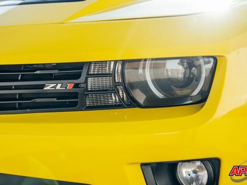 Used 2013 Chevrolet Camaro ZL1 image 31