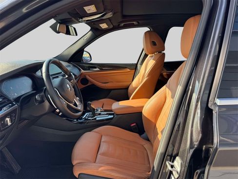 Used 2021 BMW X3 xDrive30i w/ Premium Package image 11