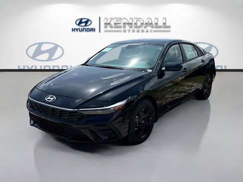 New 2026 Hyundai Elantra Sport FWD image 3
