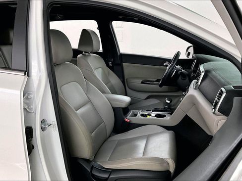 Used 2020 Kia Sportage S w/ S Premium Package image 29