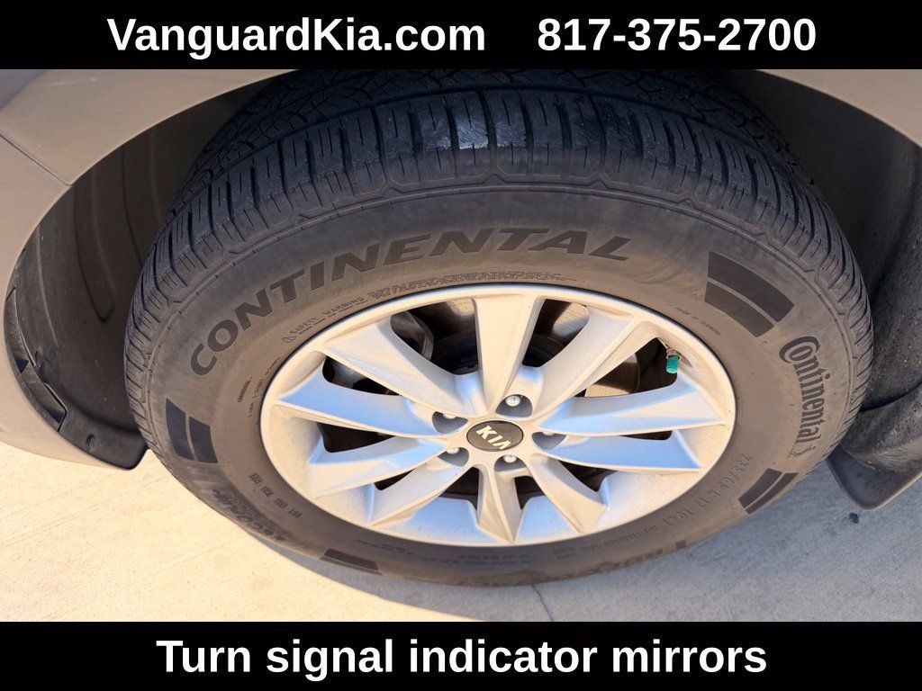 Used 2019 Kia Sorento FWD V6 image 8