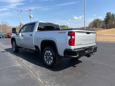 Used 2023 Chevrolet Silverado 2500 Custom w/ Gooseneck/5TH Wheel Package image 5