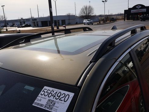 Used 2022 Subaru Forester Limited image 14