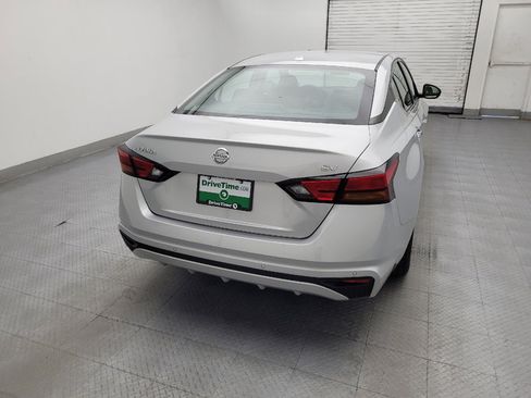 Used 2021 Nissan Altima 2.5 SV FWD image 7