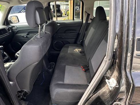 Used 2012 Jeep Patriot Sport FWD image 14