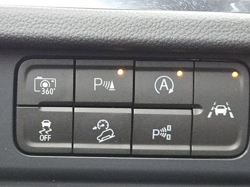 New 2026 Chevrolet Tahoe High Country image 19