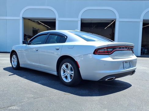 Used 2023 Dodge Charger SXT RWD image 5
