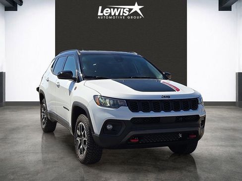 New 2026 Jeep Compass Trailhawk image 6