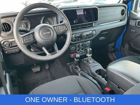 Used 2024 Jeep Wrangler Unlimited Rubicon 4xe w/ Capability Package image 2