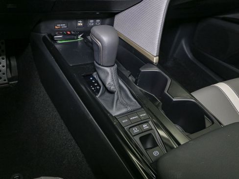 New 2026 Toyota Camry SE image 19