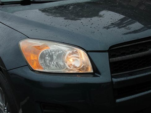 Used 2010 Toyota RAV4 4WD image 35