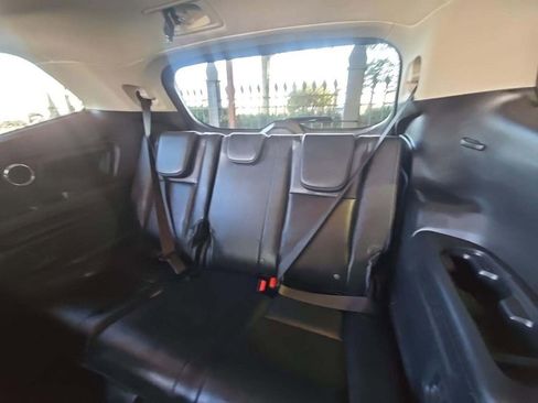 Used 2023 Subaru Ascent Limited w/ Technology Package image 7