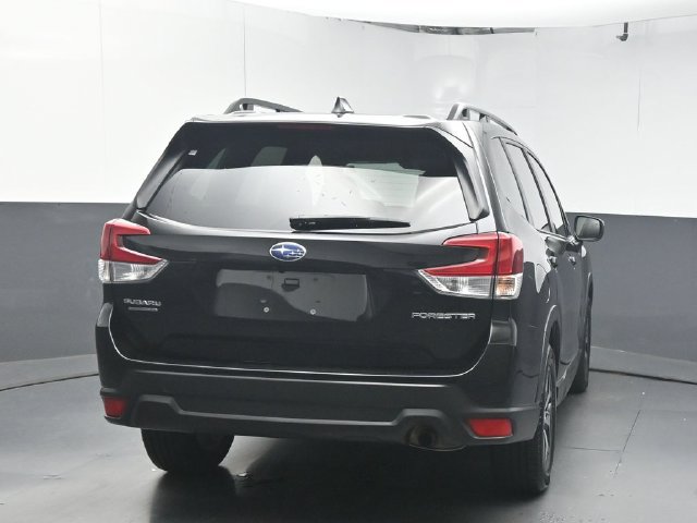 Used 2024 Subaru Forester Premium AWD/4WD image 7