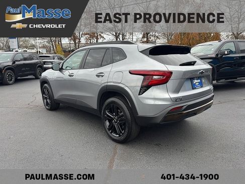 Certified 2025 Chevrolet Trax ACTIV w/ Sunroof Package image 5