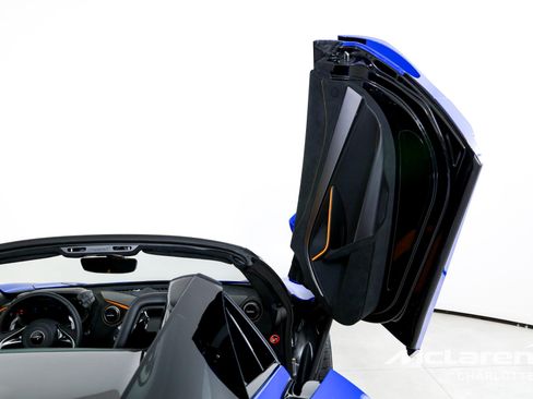 New 2026 McLaren 750S image 17