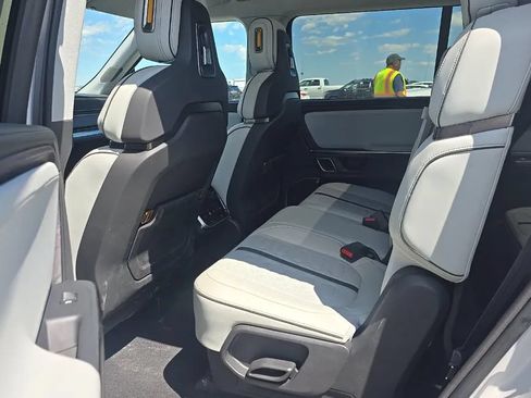 Used 2024 Rivian R1S Adventure AWD/4WD image 6