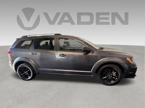 Used 2020 Dodge Journey SE w/ Blacktop Package FWD image 21