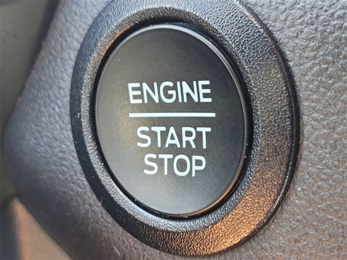 Used 2023 Ford Escape ST-Line image 17