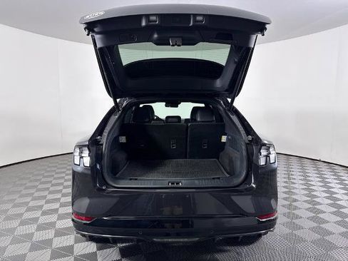 Certified 2022 Ford Mustang Mach-E GT image 10