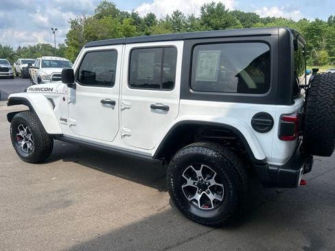 Used 2022 Jeep Wrangler Unlimited Rubicon w/ Dual Top Group AWD/4WD image 4