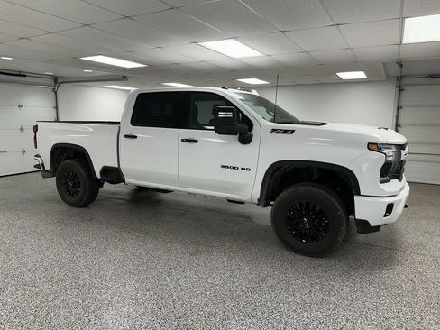 Used 2024 Chevrolet Silverado 3500 LTZ w/ LTZ Plus Package AWD/4WD image 1