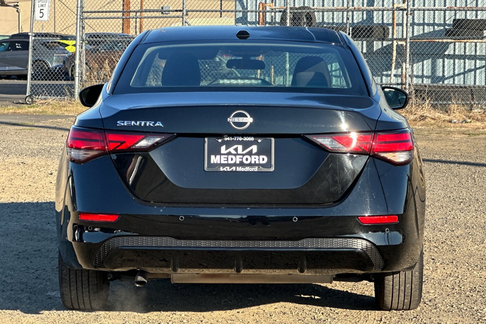 Used 2025 Nissan Sentra SV FWD image 5