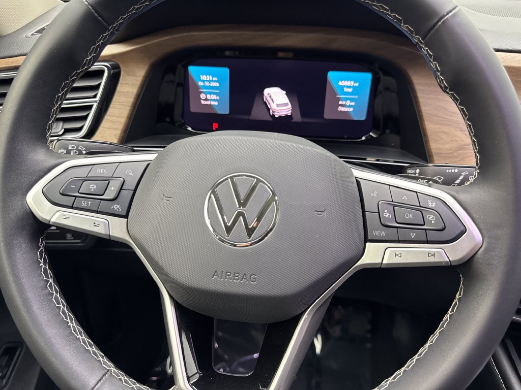 Used 2024 Volkswagen Atlas SE w/ Panoramic Sunroof Package FWD image 62