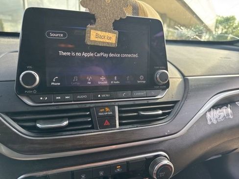 Used 2023 Nissan Altima 2.5 SV image 31