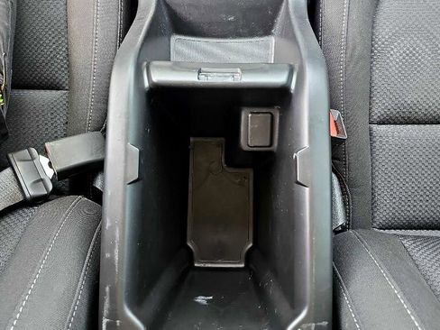Used 2022 Chevrolet Colorado LT w/ Fleet Safety Package image 30