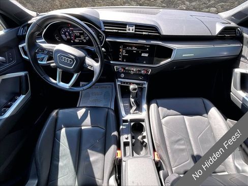 Used 2019 Audi Q3 2.0T Premium w/ Convenience Package AWD/4WD image 13