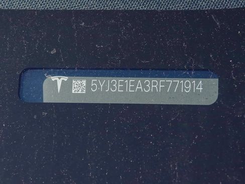 Used 2024 Tesla Model 3 Standard Range image 29