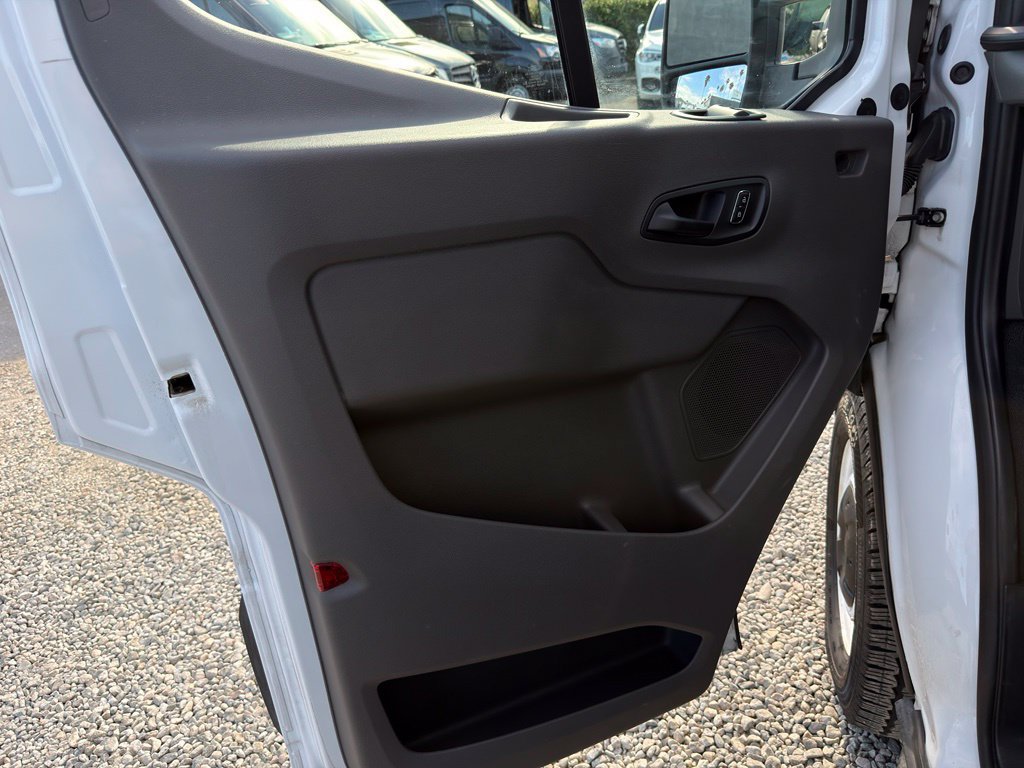 Used 2022 Ford E-Transit 148 High Roof w/ Load Area Protection Package RWD image 18