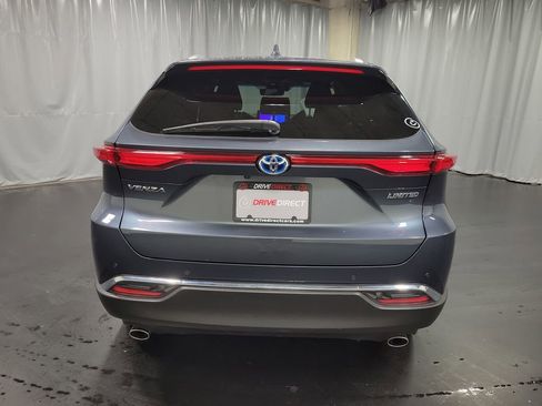 Used 2024 Toyota Venza Limited AWD/4WD image 7
