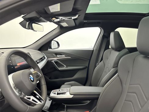 New 2026 BMW X2 xDrive28i w/ Technology Package image 24