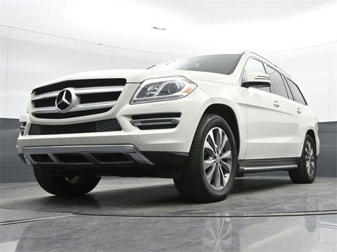 Used 2013 Mercedes-Benz GL 450 4MATIC image 9