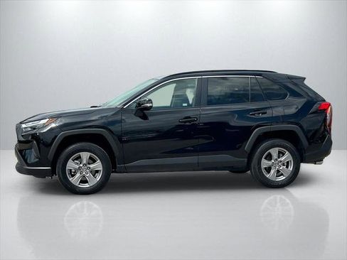 Certified 2025 Toyota RAV4 XLE FWD image 8