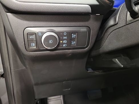 Used 2022 Ford Escape Titanium FWD image 27