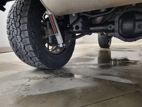 Used 2023 Jeep Wrangler Unlimited Sahara AWD/4WD image 37